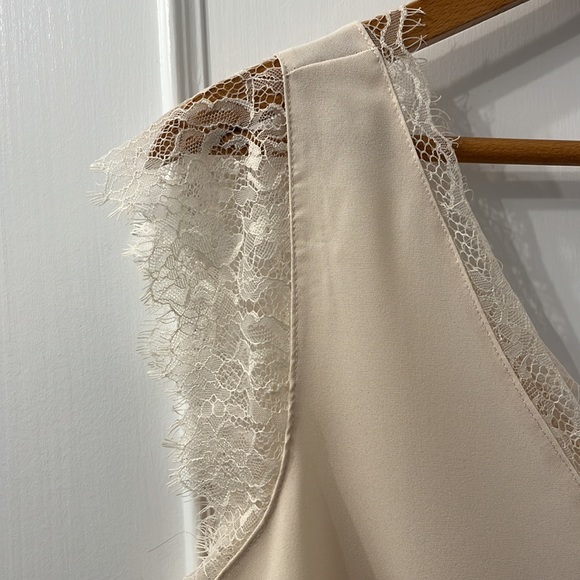 Amazon Cream Eyelash Lace Tank - Picture 2 of 2